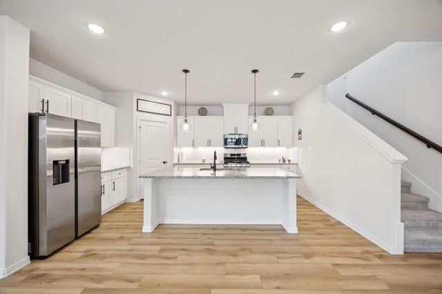 1877 Lakemont Drive, Van Alstyne, TX 75495