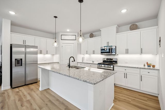 1877 Lakemont Drive, Van Alstyne, TX 75495