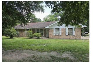 518 County Road 614, Dayton, TX 77535
