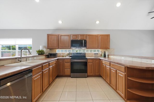 901 OSCEOLA Avenue, Jacksonville Beach, FL 32250
