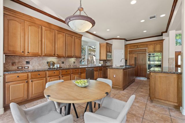 2614 Collingwood DR, Round Rock, TX 78665