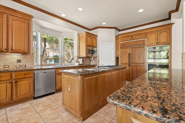 2614 Collingwood DR, Round Rock, TX 78665