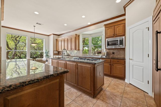 2614 Collingwood DR, Round Rock, TX 78665