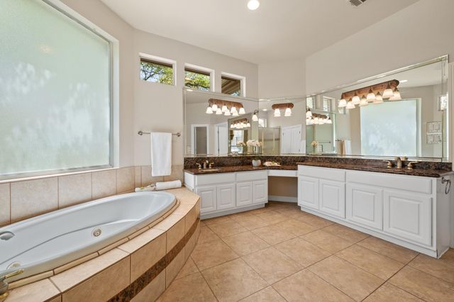 2614 Collingwood DR, Round Rock, TX 78665