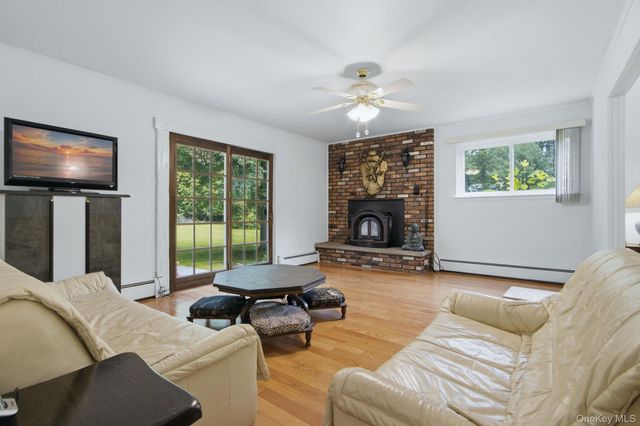 2289 Sultana Drive, Yorktown Heights, NY 10598
