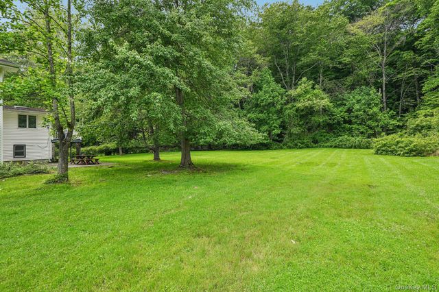 2289 Sultana Drive, Yorktown Heights, NY 10598