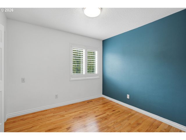 14351 Se CRESTVIEW Dr, Clackamas, OR 97015