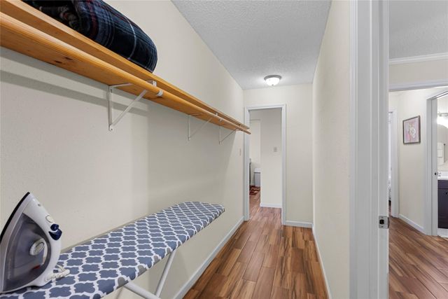 4727 W Alabama Street 214, Houston, TX 77027