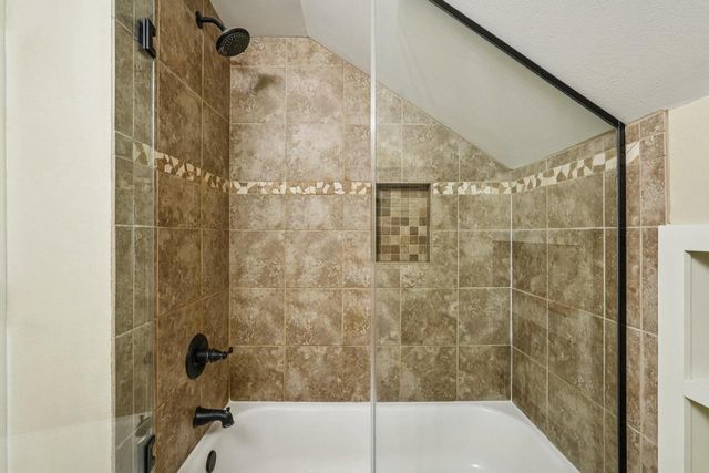 1546 N 49th STREET, Milwaukee, WI 53208