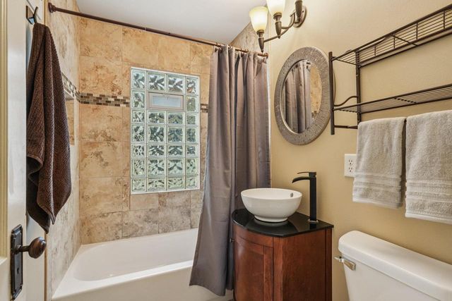 1546 N 49th STREET, Milwaukee, WI 53208