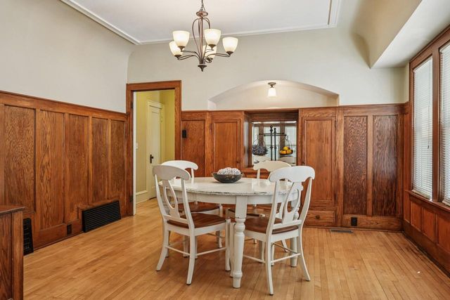 1546 N 49th STREET, Milwaukee, WI 53208
