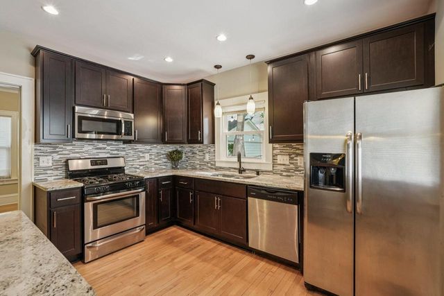 1546 N 49th STREET, Milwaukee, WI 53208