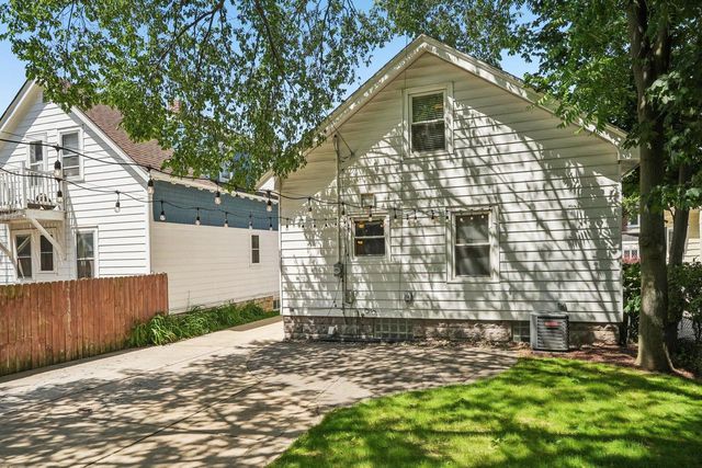 1546 N 49th STREET, Milwaukee, WI 53208