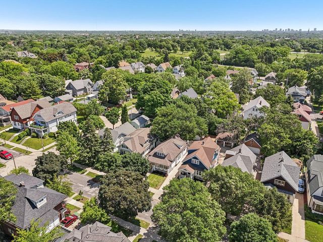 1546 N 49th STREET, Milwaukee, WI 53208