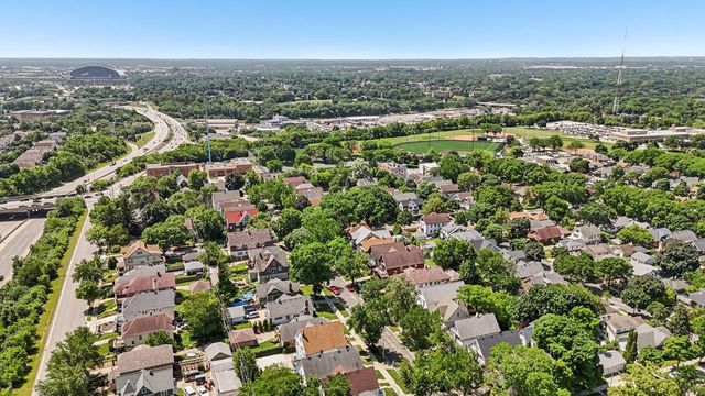 1546 N 49th STREET, Milwaukee, WI 53208