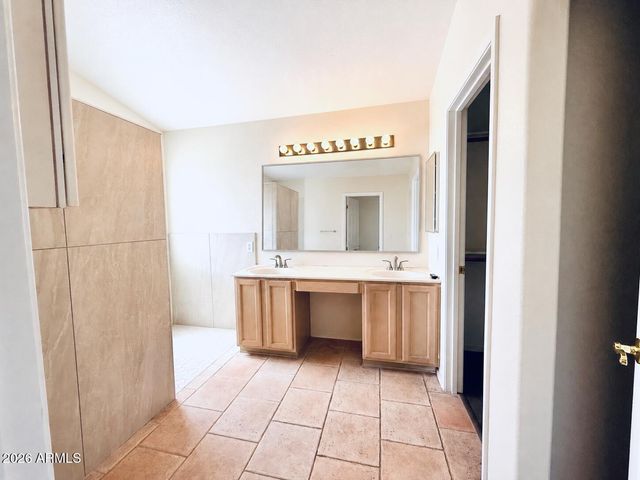 7249 E Softwind Drive, Scottsdale, AZ 85255