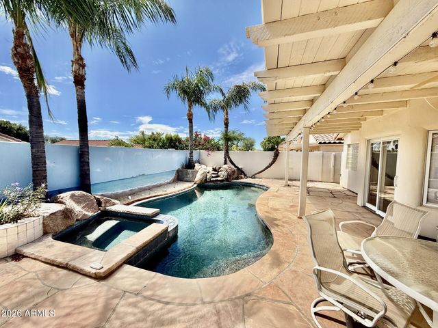 7249 E Softwind Drive, Scottsdale, AZ 85255
