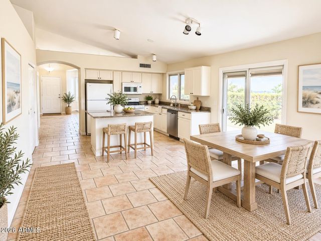 7249 E Softwind Drive, Scottsdale, AZ 85255