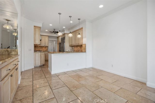 25851 Cordova, Laguna Hills, CA 92653