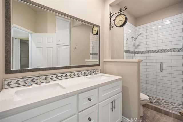 25851 Cordova, Laguna Hills, CA 92653