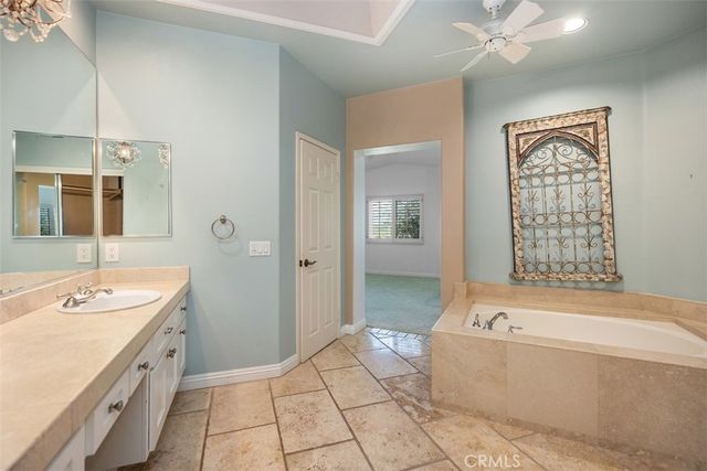 25851 Cordova, Laguna Hills, CA 92653