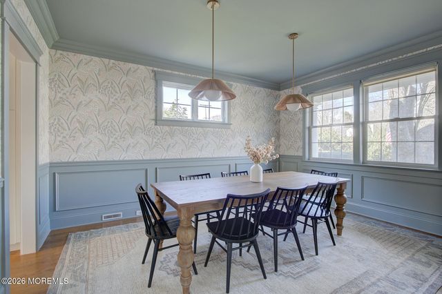 42 Forrest Avenue, Rumson, NJ 07760