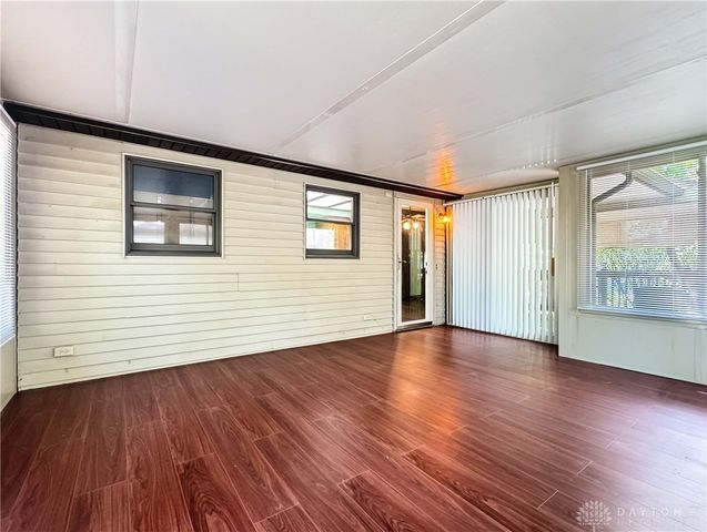 351 Deerfield Road, Columbus, OH 43228