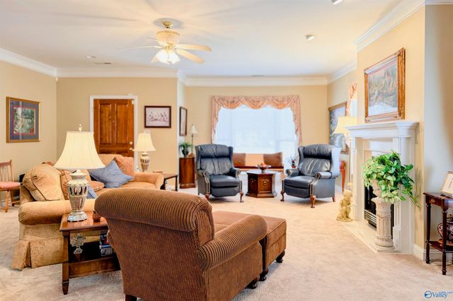 2219 Yorkshire Se, Decatur, AL 35601