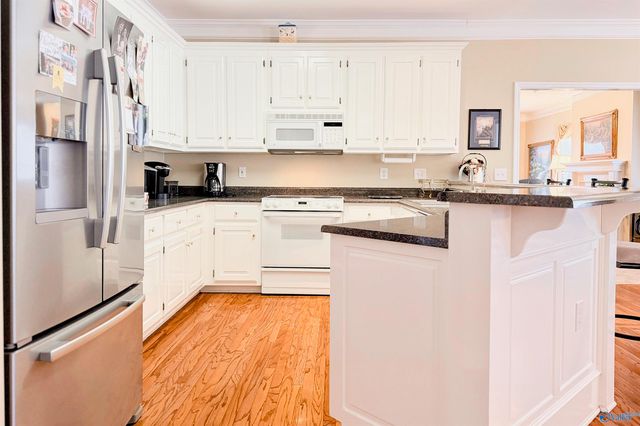 2219 Yorkshire Se, Decatur, AL 35601