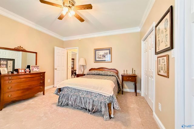 2219 Yorkshire Se, Decatur, AL 35601