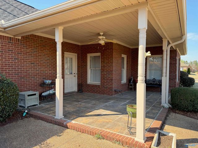 2219 Yorkshire Se, Decatur, AL 35601