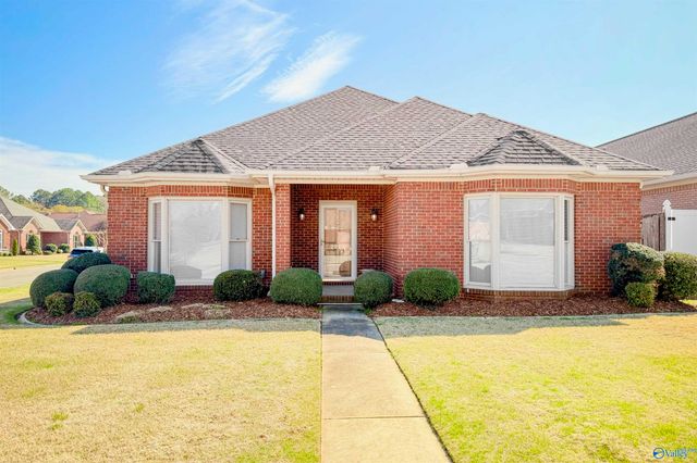 2219 Yorkshire Se, Decatur, AL 35601