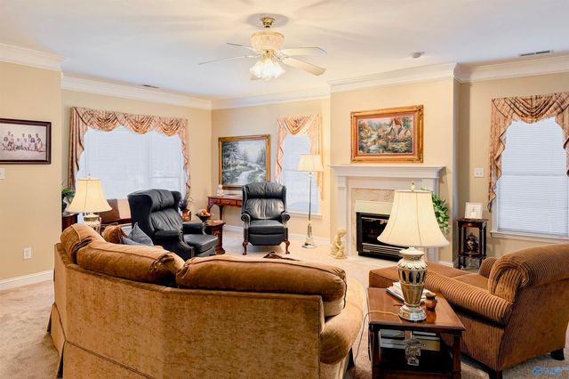 2219 Yorkshire Se, Decatur, AL 35601