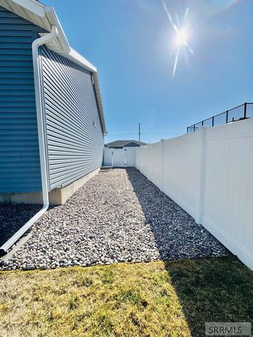 1158 Dolostone, Pocatello, ID 83201