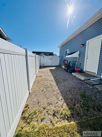 1158 Dolostone, Pocatello, ID 83201
