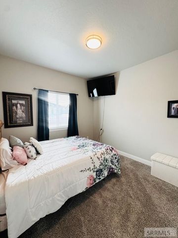 1158 Dolostone, Pocatello, ID 83201