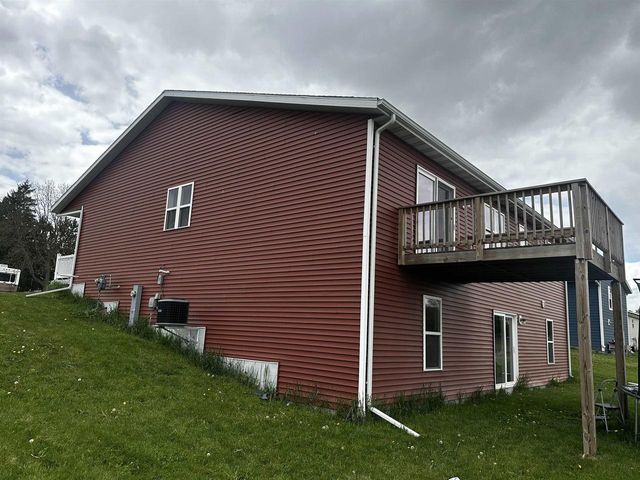 524 S Main Street, Juneau, WI 53039