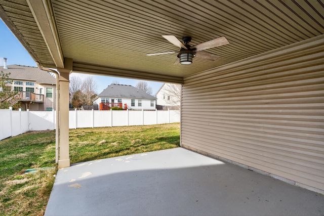 240 Gleneagles Way, Versailles, KY 40383