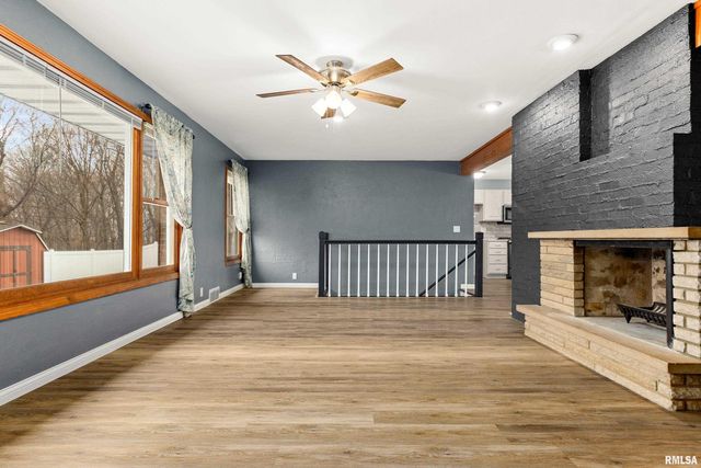 101 ELM Street, Morton, IL 61550