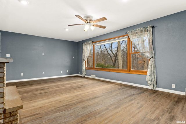 101 ELM Street, Morton, IL 61550