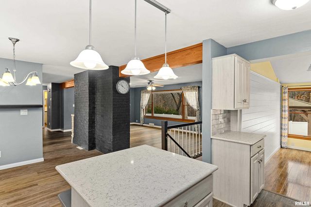 101 ELM Street, Morton, IL 61550