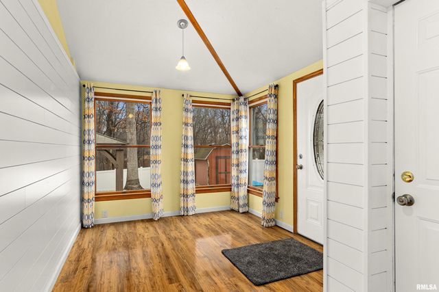 101 ELM Street, Morton, IL 61550