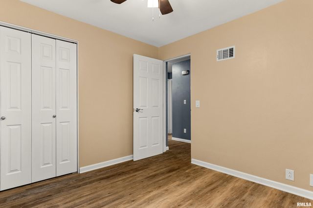 101 ELM Street, Morton, IL 61550