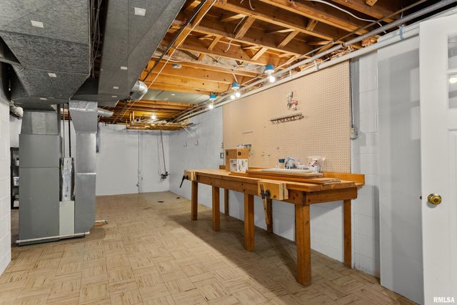 101 ELM Street, Morton, IL 61550