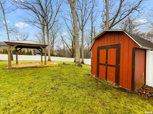 101 ELM Street, Morton, IL 61550