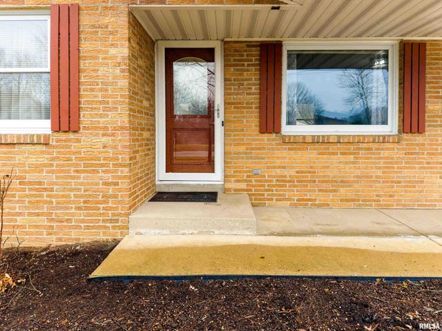 101 ELM Street, Morton, IL 61550