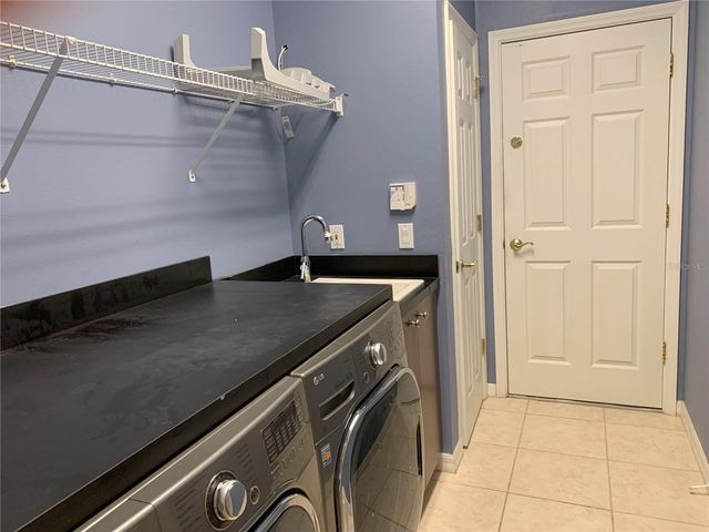 6828 HONEYSUCKLE TRAIL, Lakewood Ranch, FL 34202