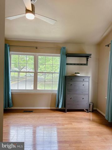 15427 BEACHWATER CT, Dumfries, VA 22025