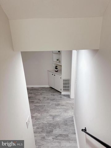 15427 BEACHWATER CT, Dumfries, VA 22025