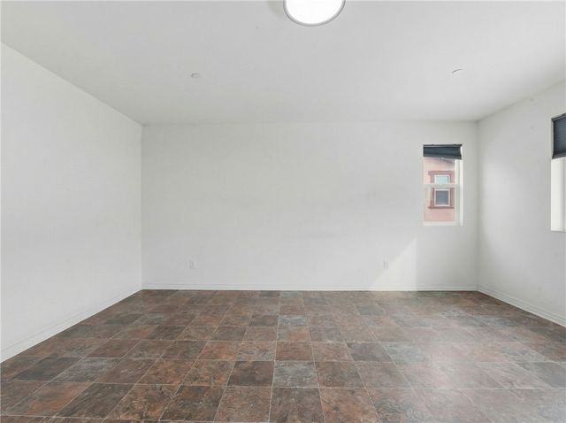 6402 June Mountain, Jurupa Valley, CA 92509